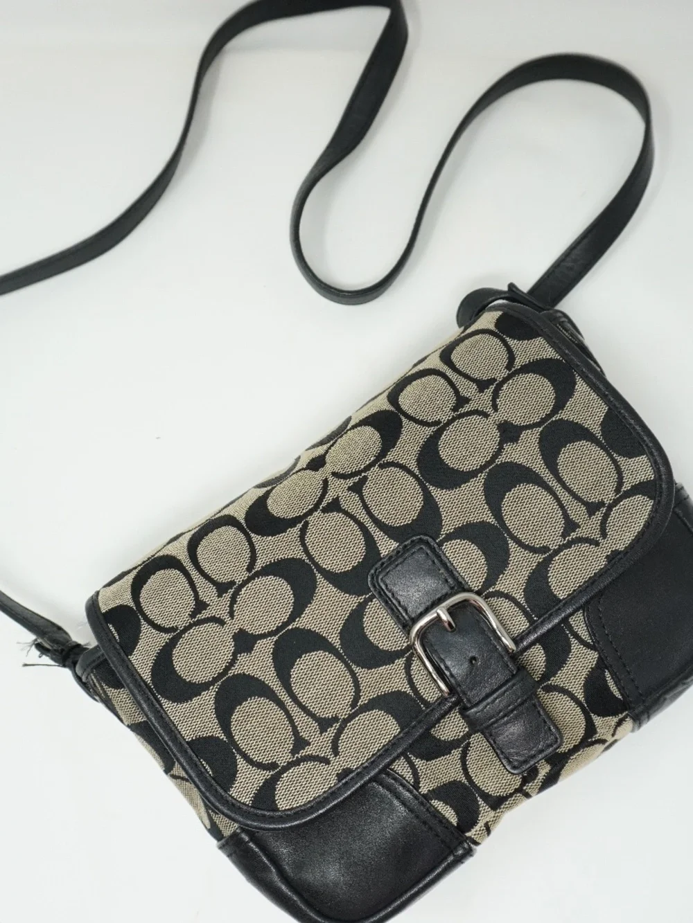 Coach Hadley Signature Field Bag Style F30601